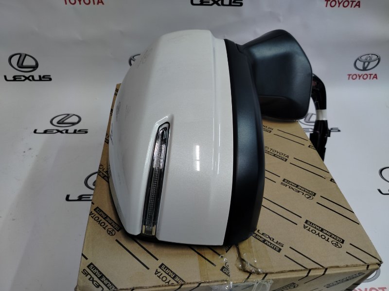 Зеркало боковое в сборе правое Toyota Land Cruiser VJA 300 Зеркало боковое в сборе правое Toyota Land Cruiser VJA 300