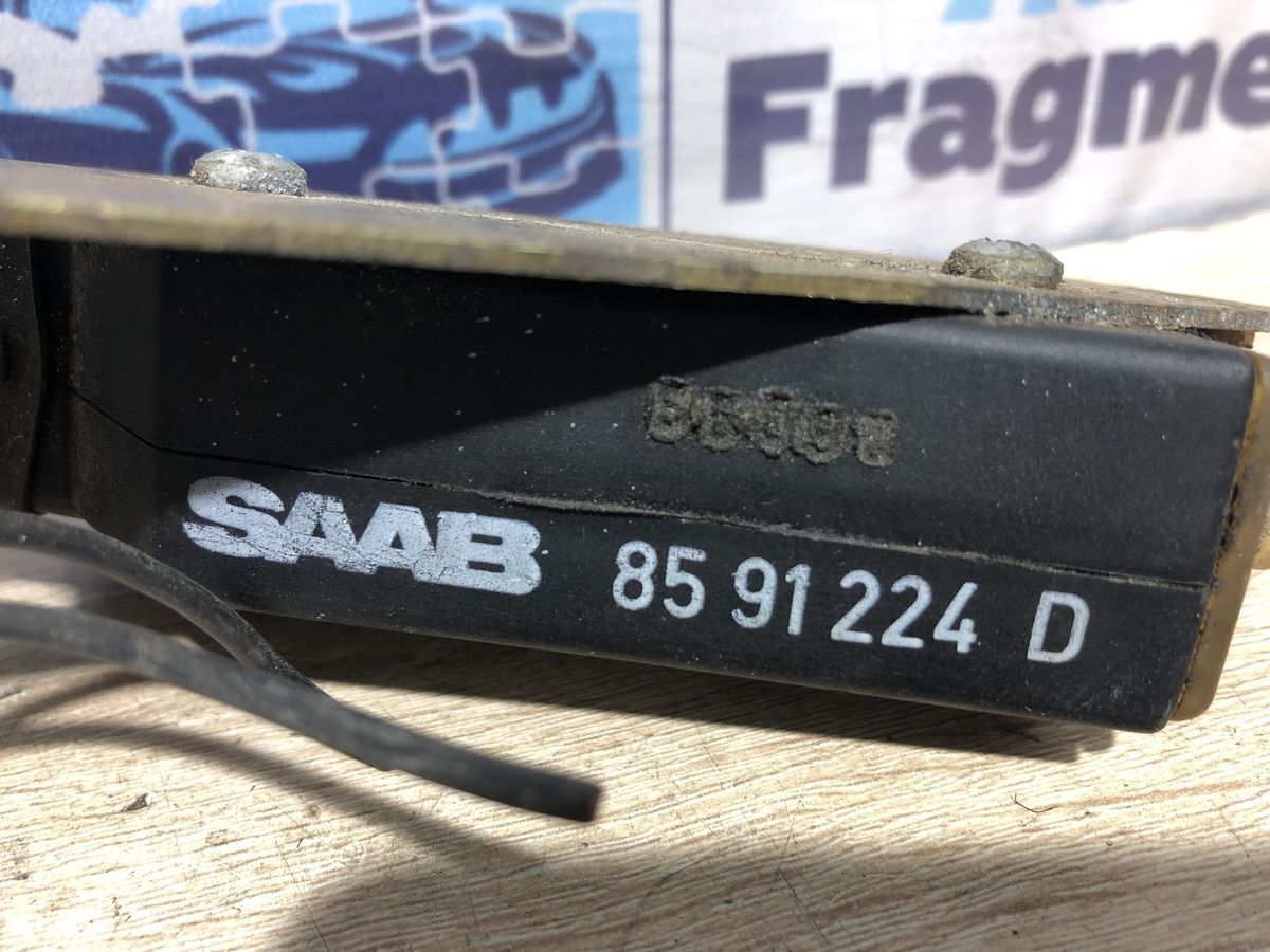 Замок двери с активатором Saab 9000 I E2021P021522 Замок двери с активатором Saab 9000 I E2021P021522
