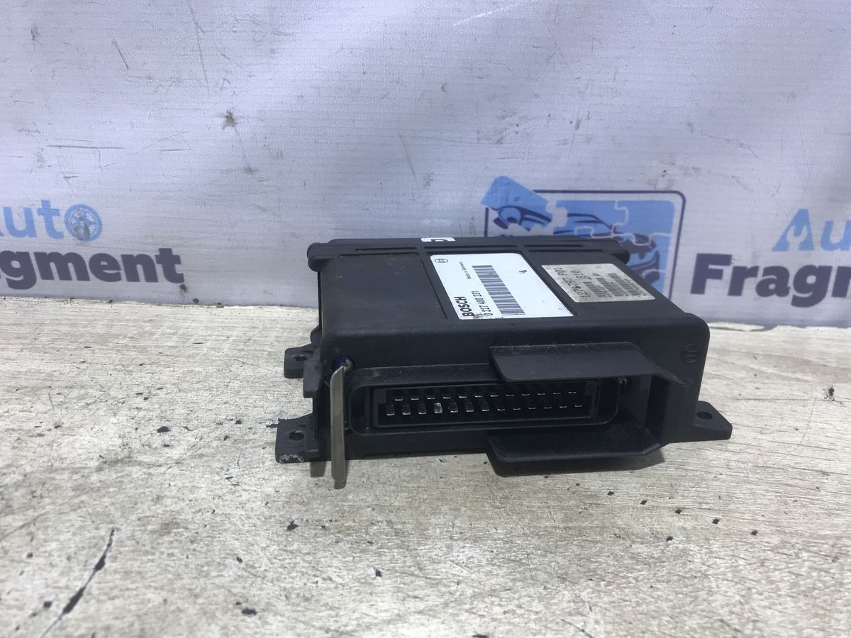 Блок управления зажиганием Volvo 940 I B230FD Блок управления зажиганием Volvo 940 I B230FD
