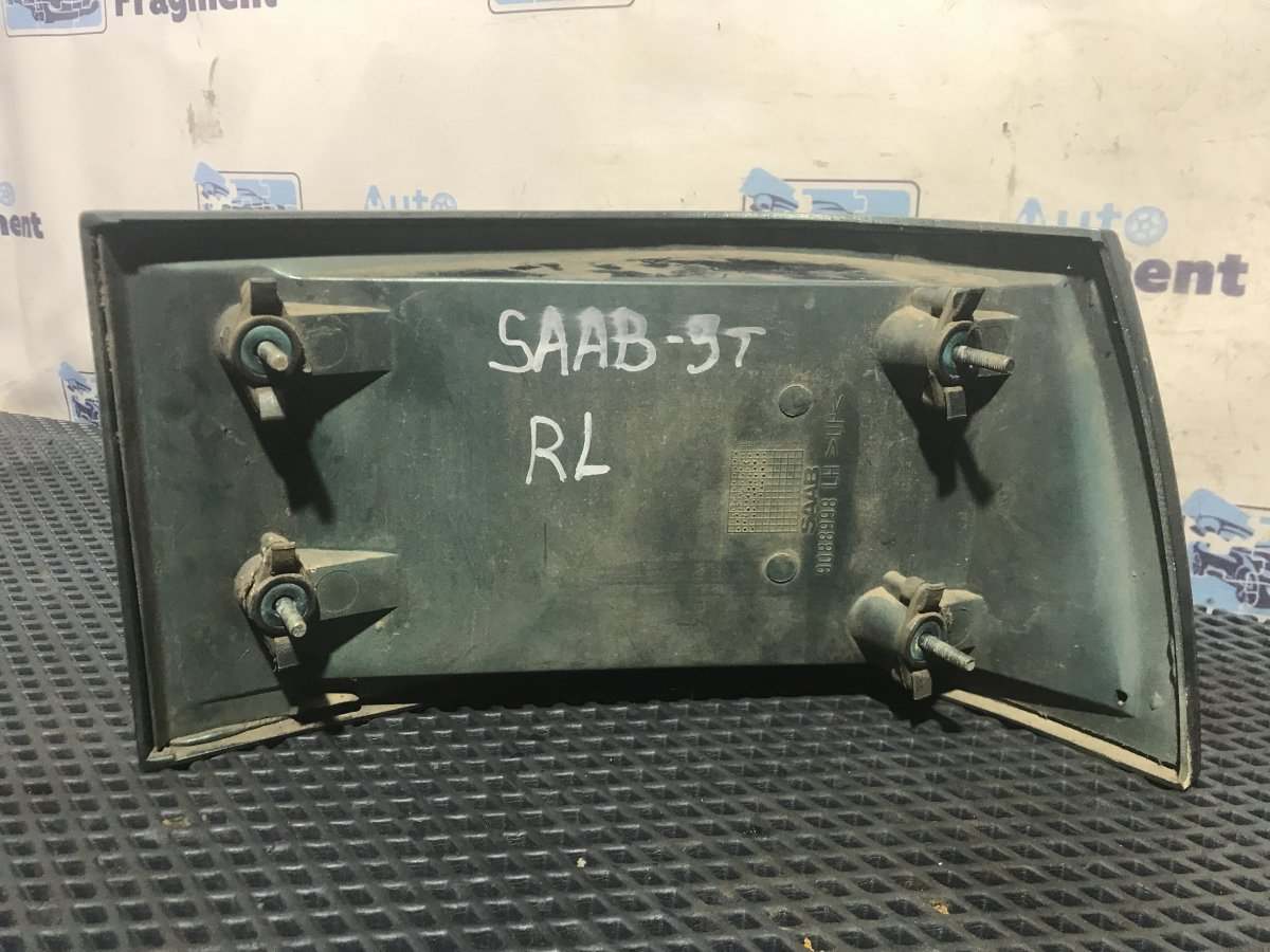 Планка под стоп-сигнал задняя левая Saab 9000 B234 2.3 Планка под стоп-сигнал задняя левая Saab 9000 B234 2.3