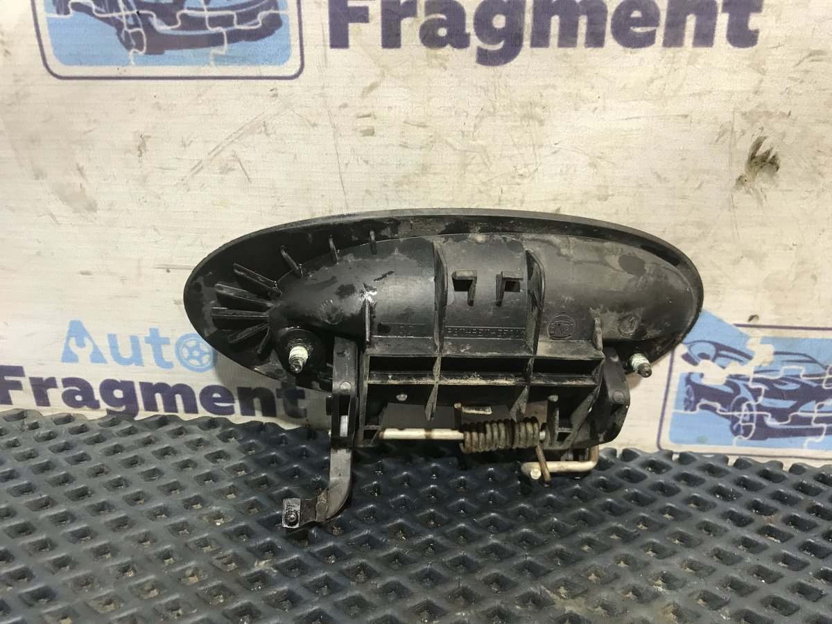 Ручка двери наружная задняя правая Laguna 1998 F3P 1.8 Ручка двери наружная задняя правая Laguna 1998 F3P 1.8