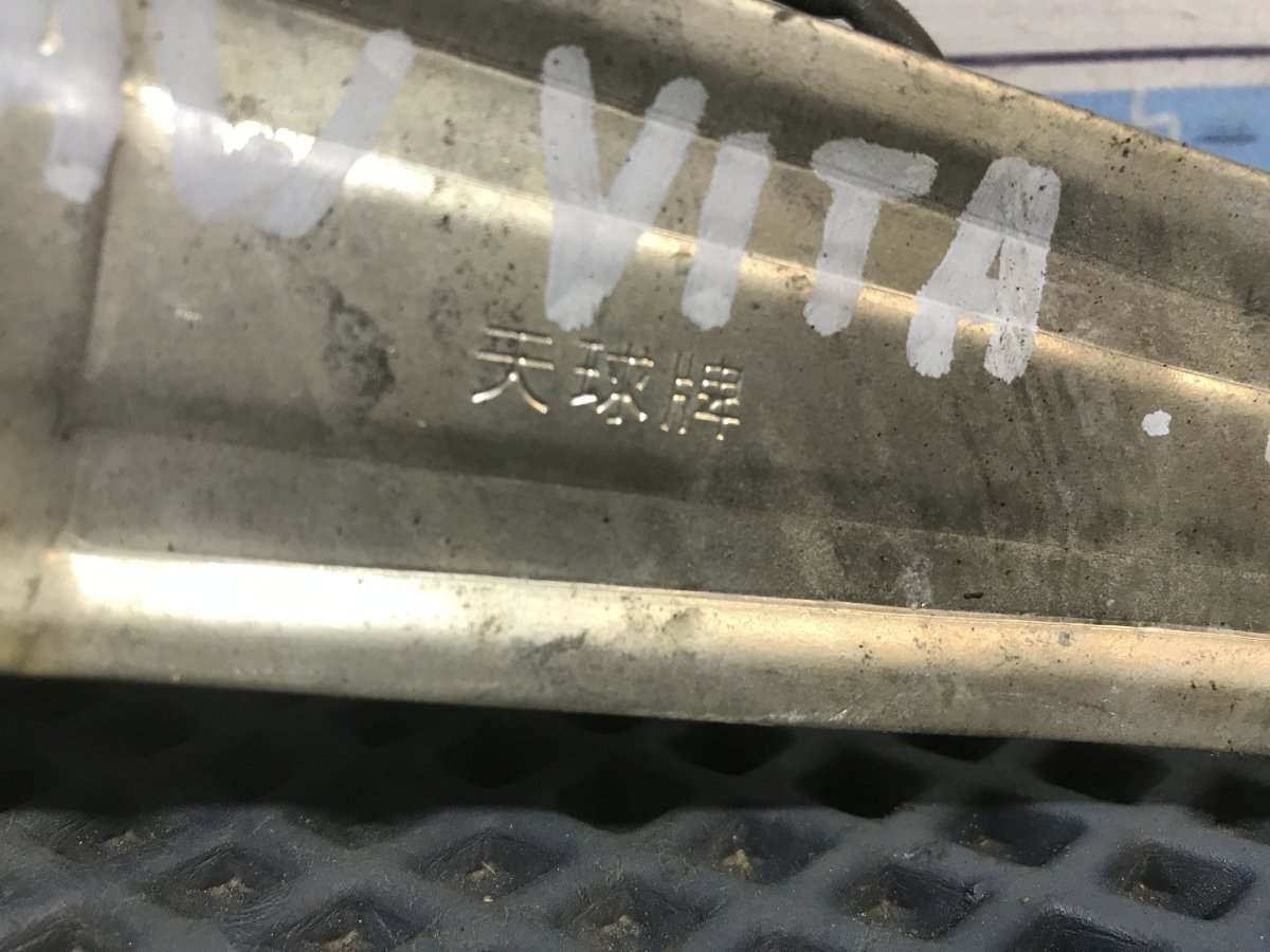 Стеклоподъемник задний правый FAW Vita 1.3 8A