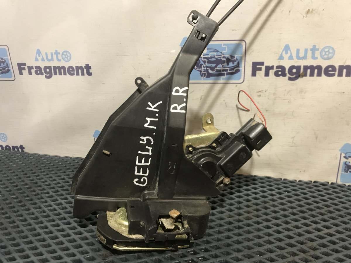 Замок двери задний правый MK 2008 5A-FE 1.5 Замок двери задний правый MK 2008 5A-FE 1.5