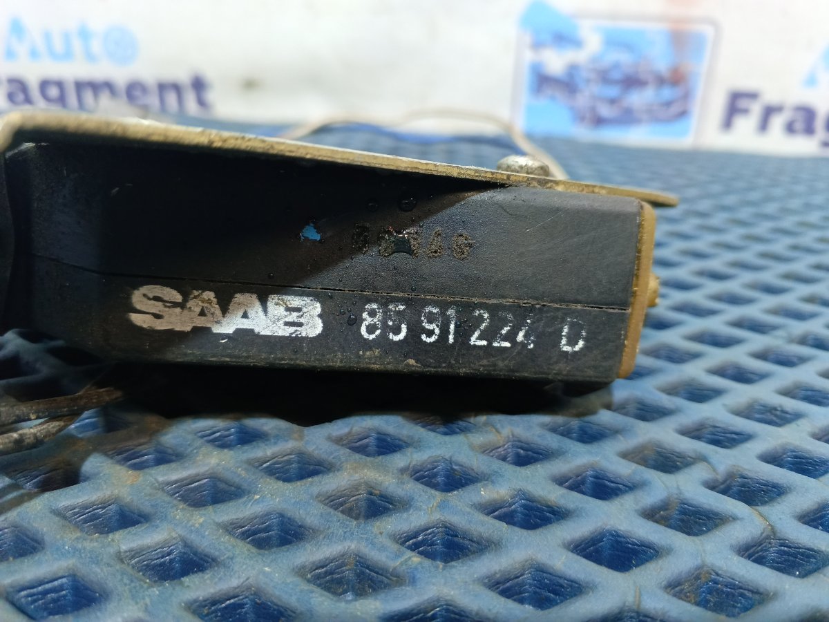 Замок двери с активатором передний левый 9000 I 1993 E2021P021522