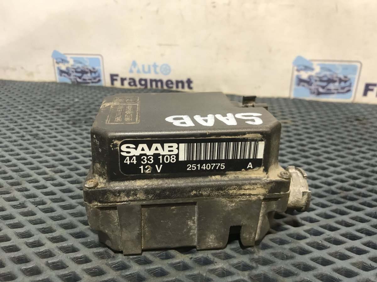 Запчасть блок управления круиз-контролем SAAB 9000 1996 B204 2.0 4433108 Б/У Блок управления круиз-контролем SAAB 9000 1996 B204 2.0 4433108 Б/У