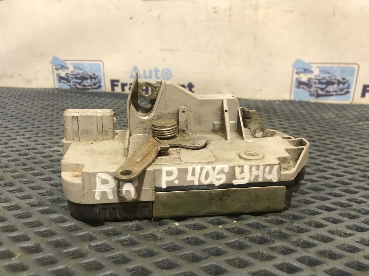 Замок двери задний правый Peugeot 406 I 1997 10KJF 1.8 Б/У