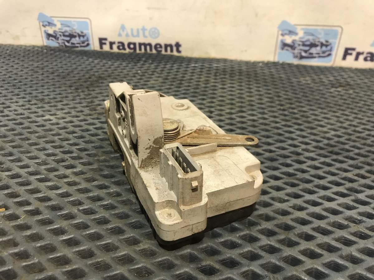 Замок двери задний правый 406 I 1997 10KJF 1.8