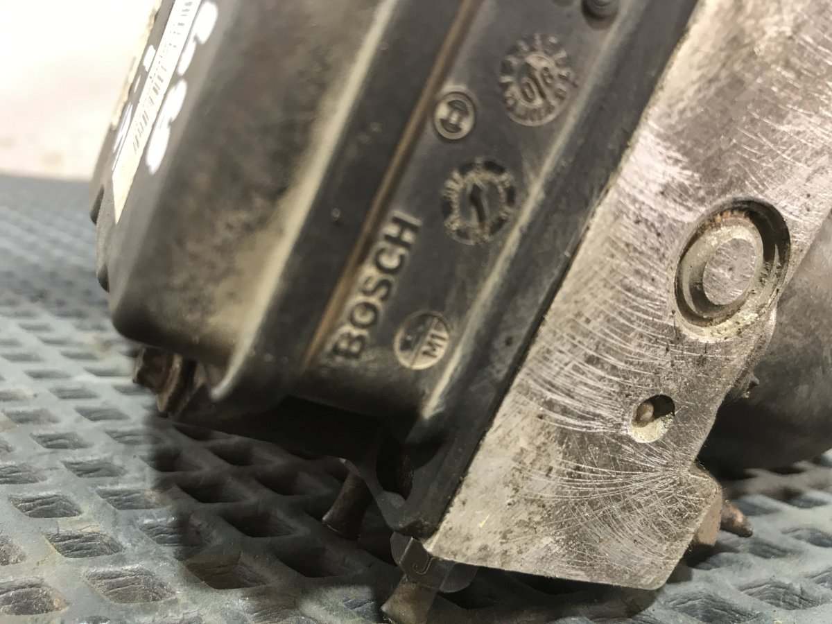 Блок ABS (насос) Geely MR JL4G18 1.8