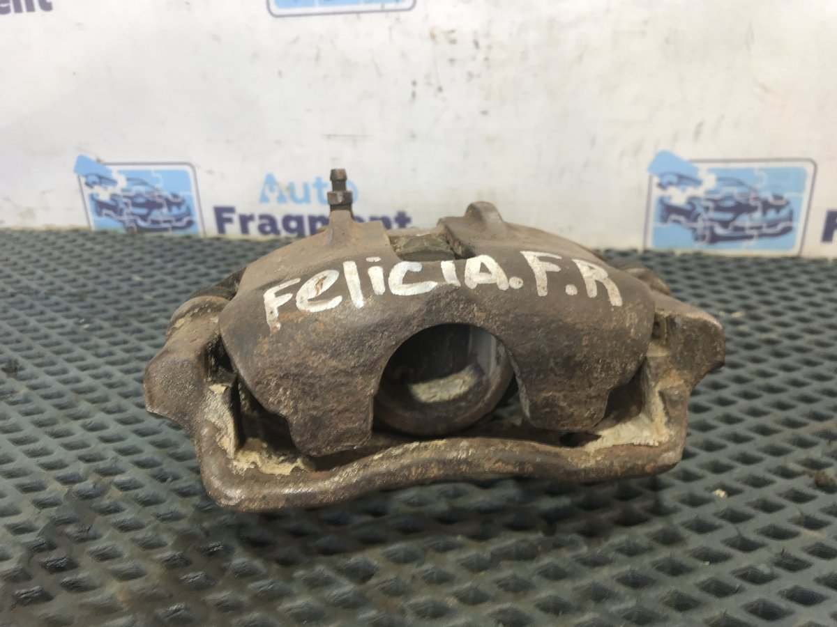 Суппорт передний правый Felicia 1997 781.135 1.3