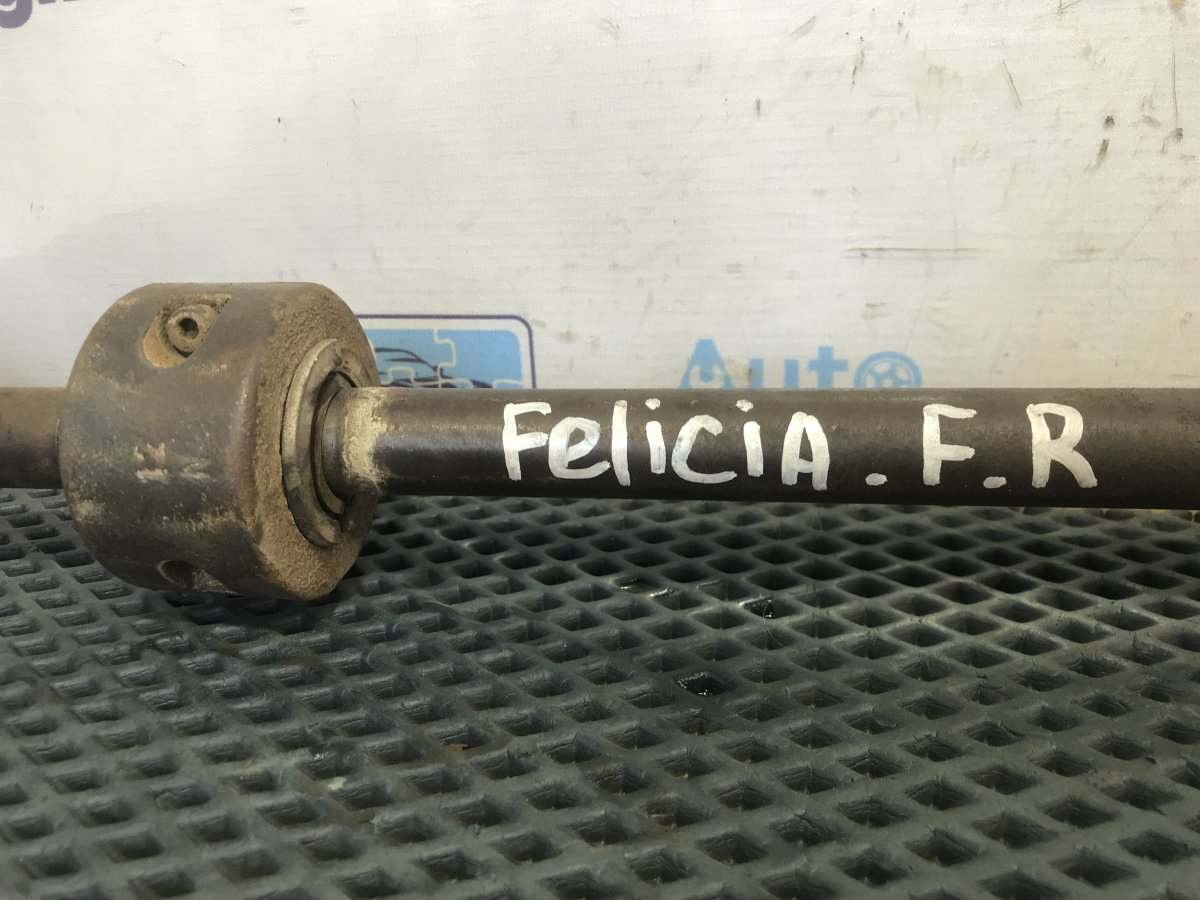 Полуось (привод) передний правый Skoda Felicia 781.135 1.3