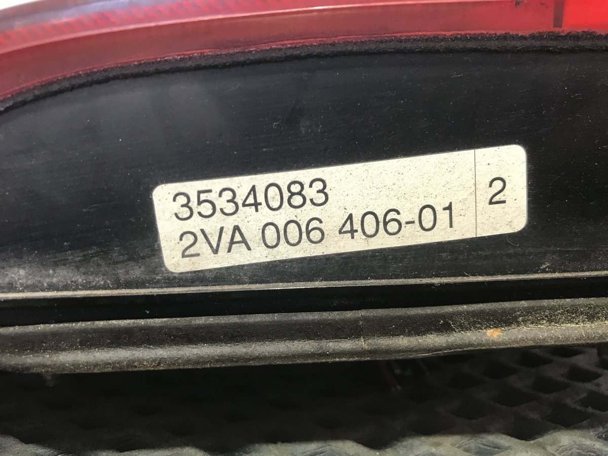 Фонарь задний левый 960 1991 D24TIC 2.4 Фонарь задний левый 960 1991 D24TIC 2.4