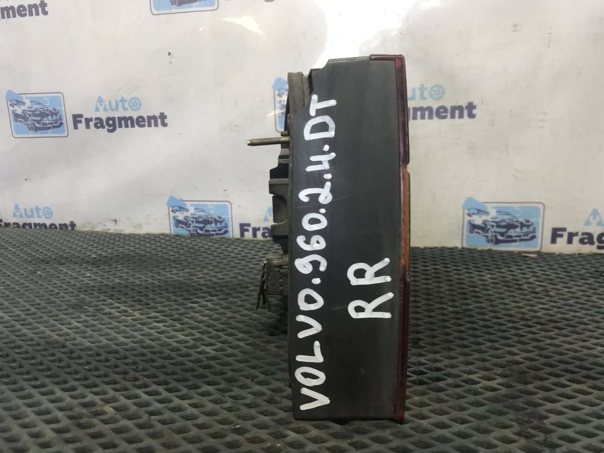 Фонарь задний правый 960 1991 D24TIC 2.4
