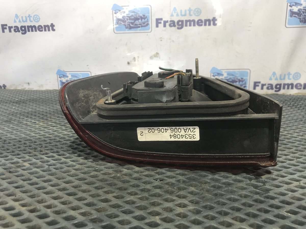 Фонарь задний правый 960 1991 D24TIC 2.4