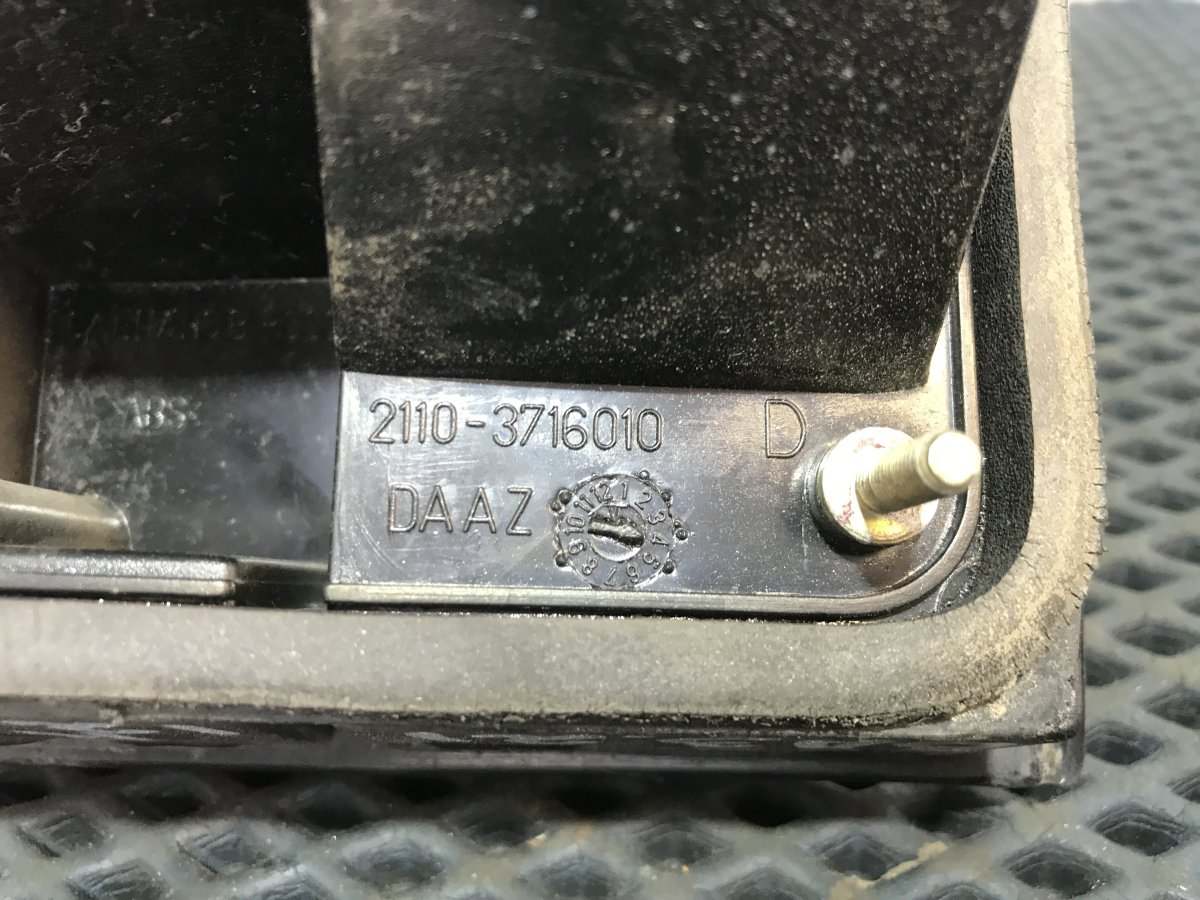 Фонарь задний правый 2112 2005 21124 1.6