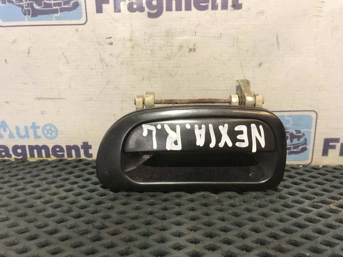 Запчасть ручка двери задняя левая Daewoo Nexia 2010 A15SMS 1.5 96211475U00 Б/У Ручка двери задняя левая Daewoo Nexia 2010 A15SMS 1.5 96211475U00 Б/У