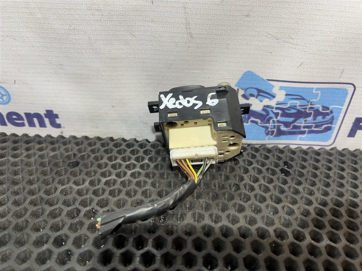Блок управления зеркалами Xedos 1998 KF1 2.0