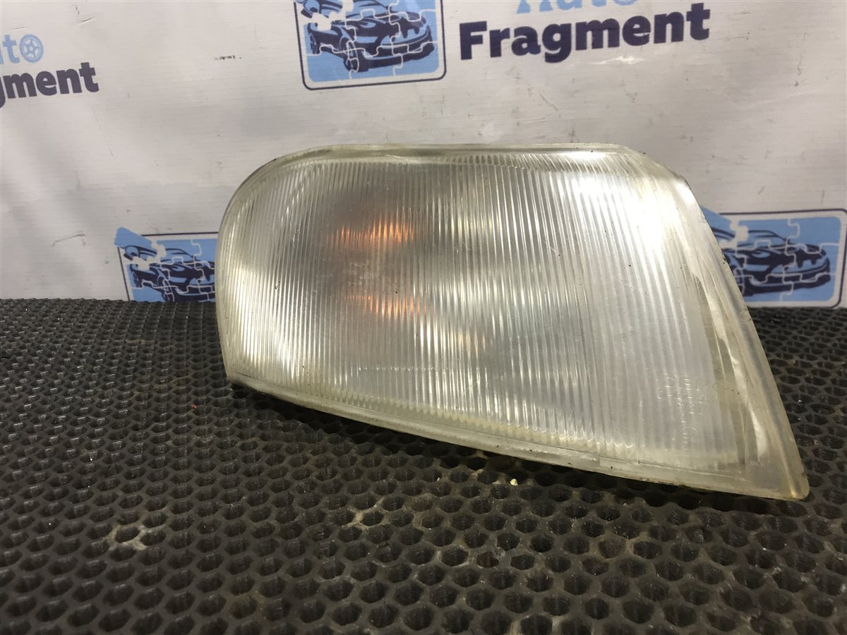 Указатель поворота передний правый Opel Vectra B 1998 Х16ХEL 1.6 01-442-1503R Б/У