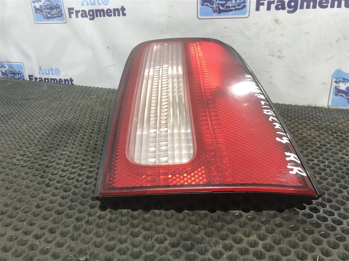 Фонарь задний правый Liberty 2001 QR20 2.0 Фонарь задний правый Liberty 2001 QR20 2.0