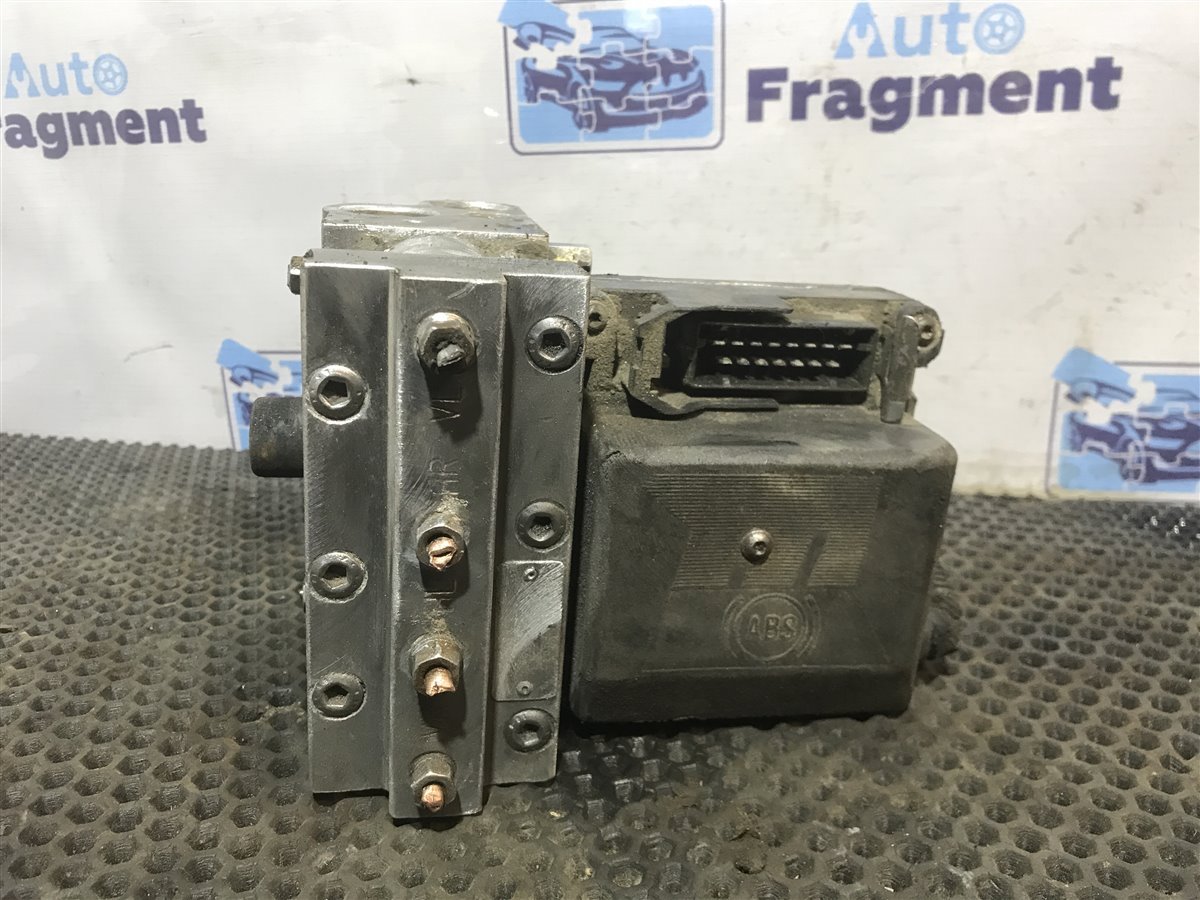 Запчасть блок abs (насос) Opel Vectra A 1995 X16SZ 1.6 0265208011 Б/У Блок ABS (насос) Opel Vectra A 1995 X16SZ 1.6 0265208011 Б/У
