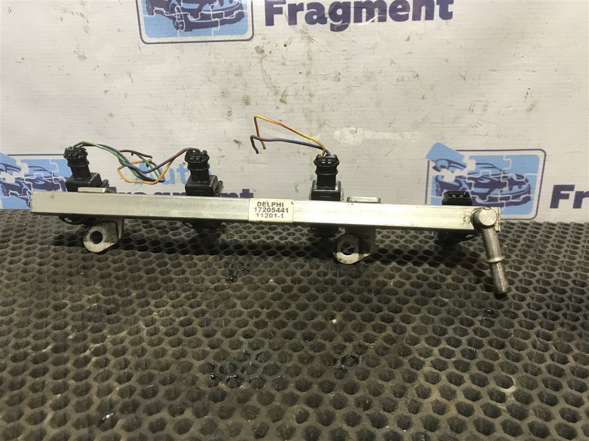Рейка топливная (рампа) Solano 2011 LF481Q3 1.6