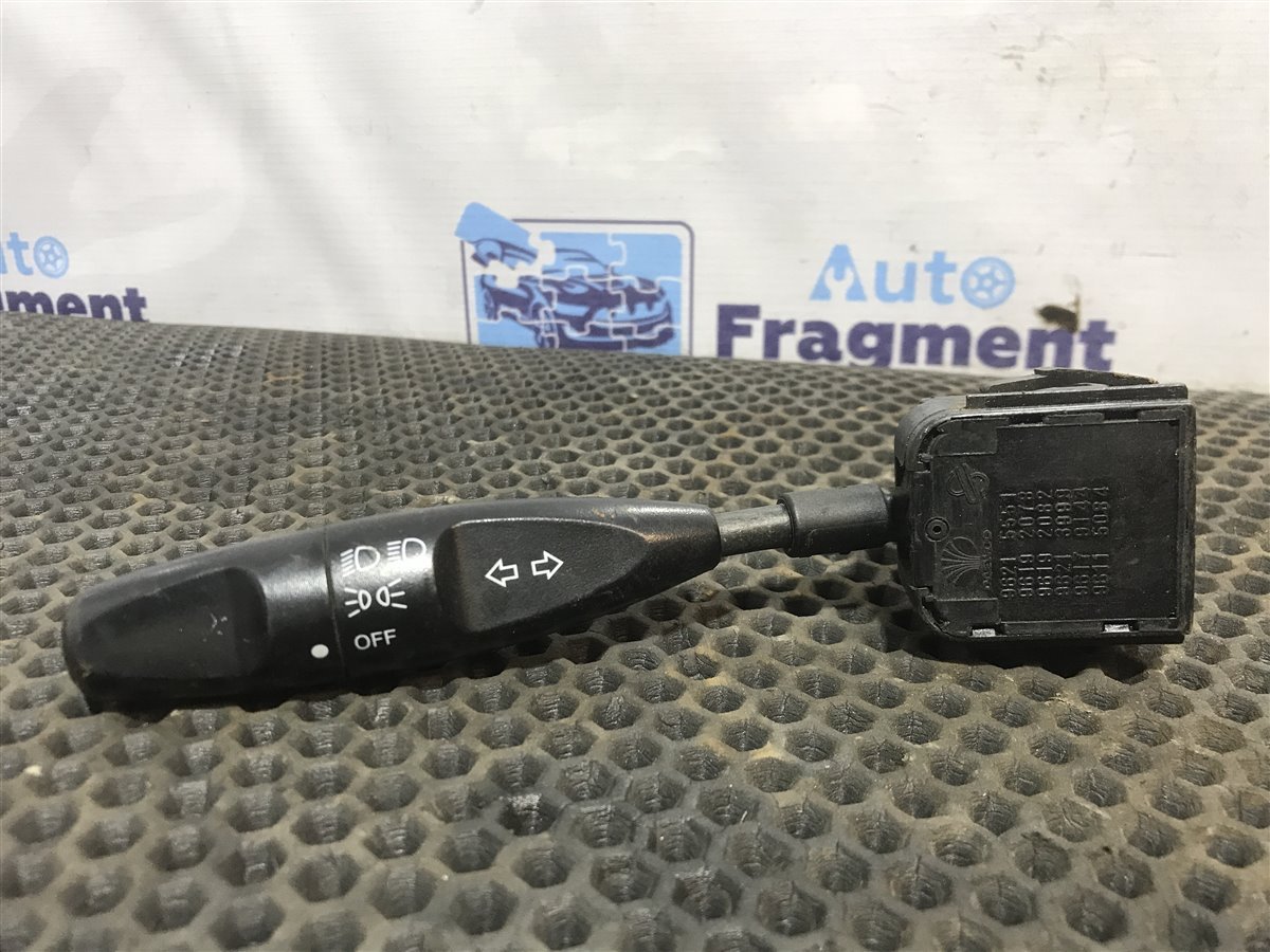 Переключатель поворотов Daewoo Nexia 2006 A15MF 1.5 96215551 Б/У