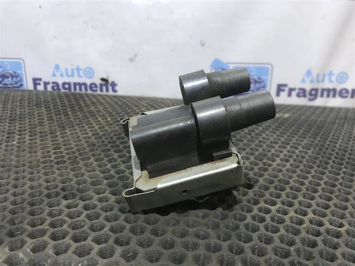 Катушка зажигания 3302 2004 ЗМЗ-406 Катушка зажигания 3302 2004 ЗМЗ-406