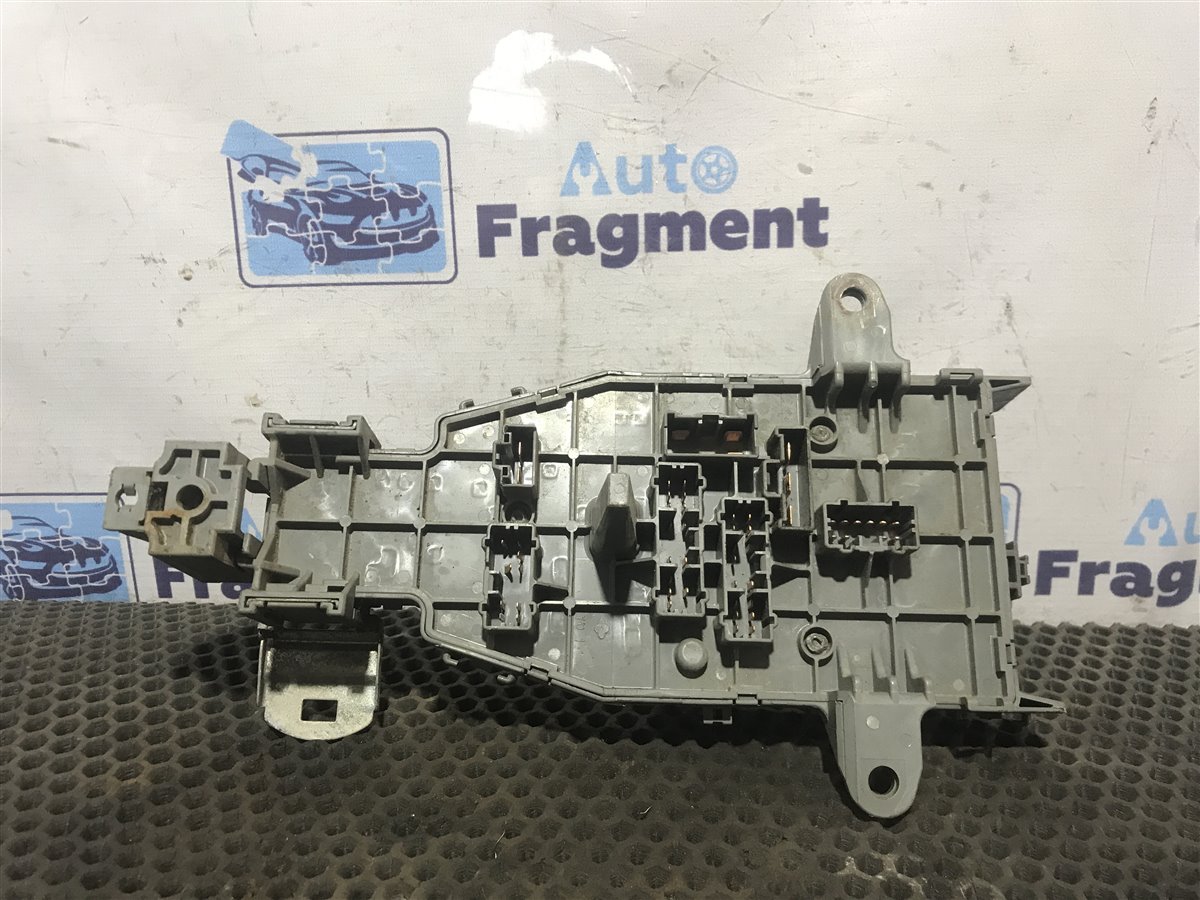 Блок предохранителей Honda Odyssey F23A 2.3