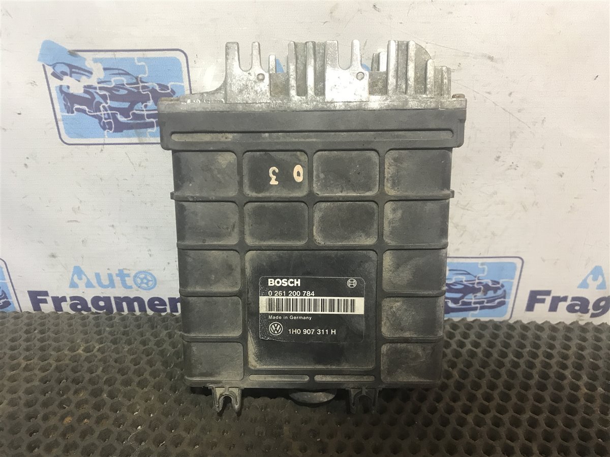 Блок управления двигателем VW Vento 1992 ABS 1.8 1H0907311H Б/У