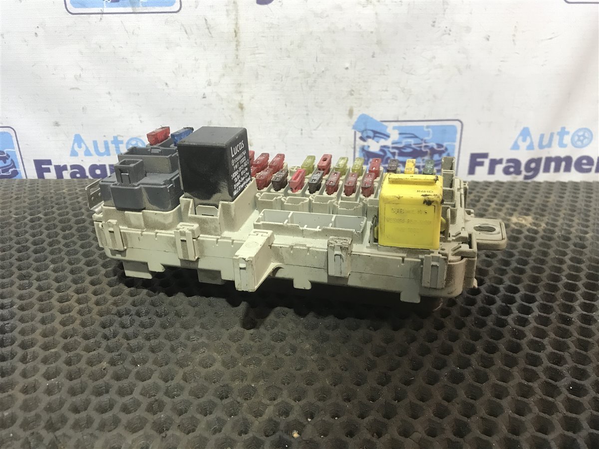 Блок предохранителей Honda Civic D14A8 1.4