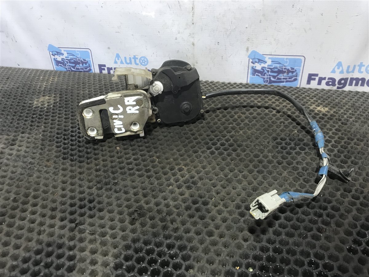 Замок двери задний правый Honda Civic 1997 D14A8 1.4 72610ST3G21 Б/У