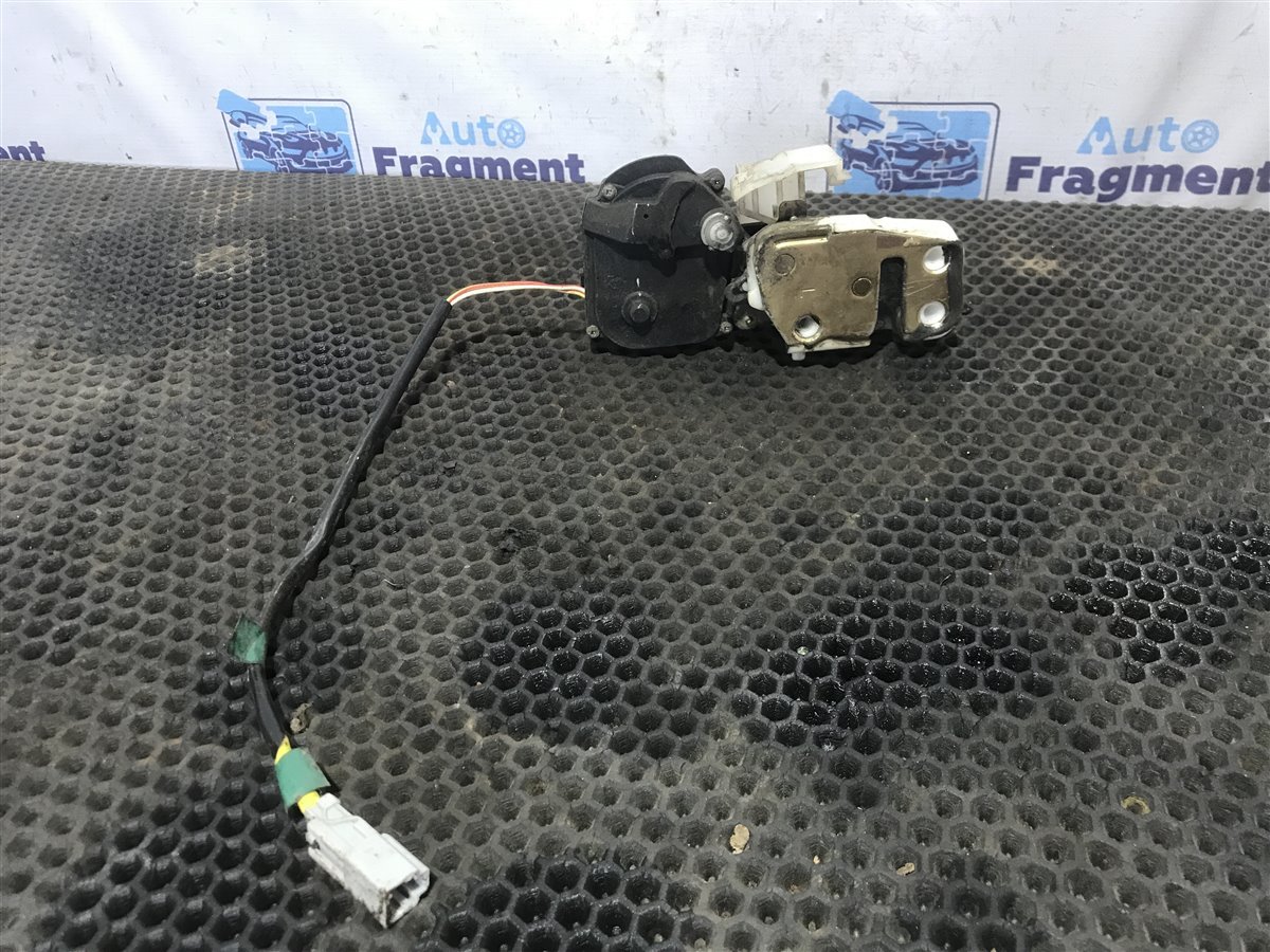 Запчасть замок двери задний левый Honda Civic 1997 D14A8 1.4 72650ST3G21 Б/У Замок двери задний левый Honda Civic 1997 D14A8 1.4 72650ST3G21 Б/У