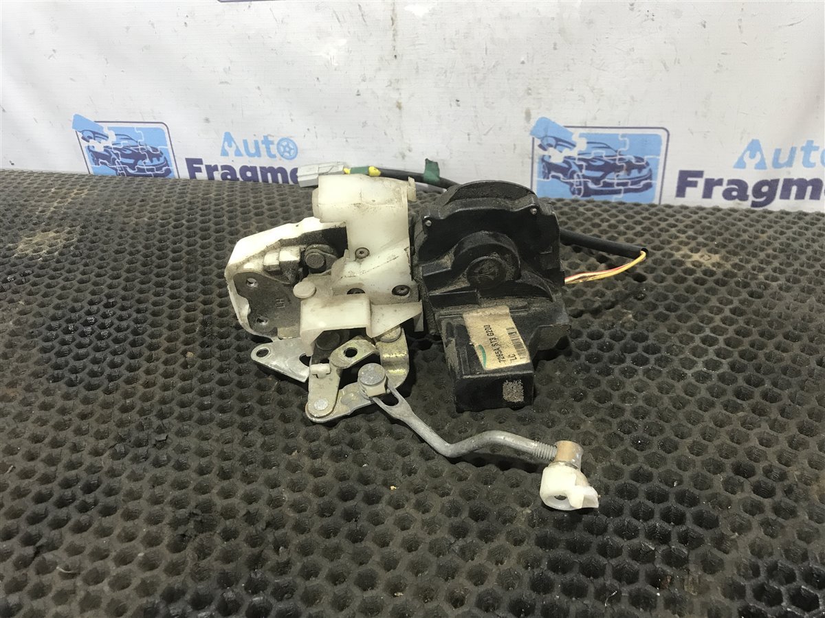 Замок двери задний левый Honda Civic D14A8 1.4 Замок двери задний левый Honda Civic D14A8 1.4