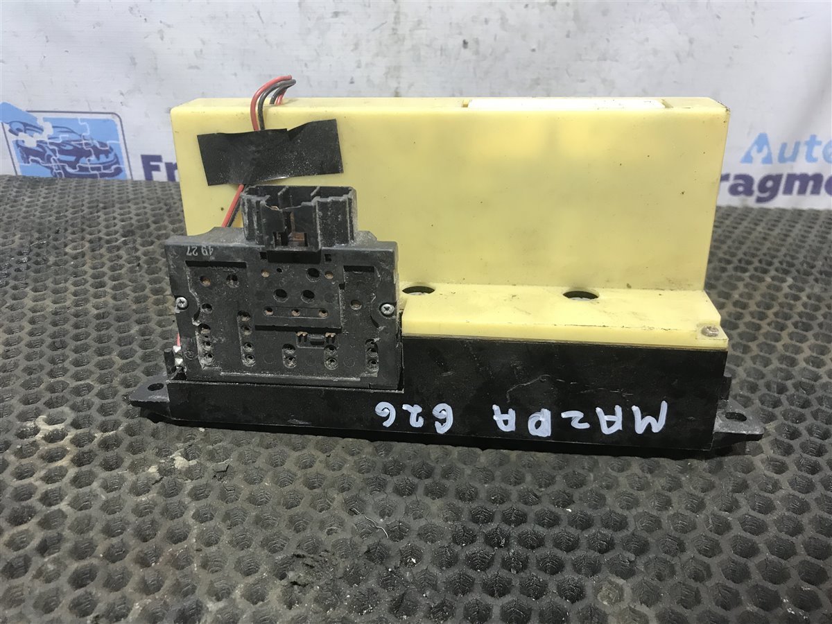 Блок управления отопителем 626 1994 2.0 FS
