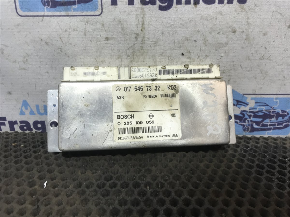 Блок управления ABS Mercedes-Benz C-класс W202 1998 111.921 1.8 0265109052 Б/У