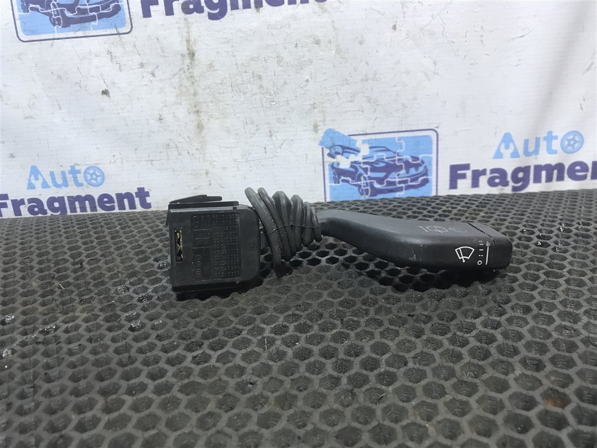 Переключатель подрулевой Opel Astra 2000 1.4 X14XE 90124931 Б/У