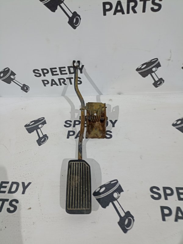 Педаль газа Nissan Wingroad 2001 TA-WHNY11 QG18DE Б/У