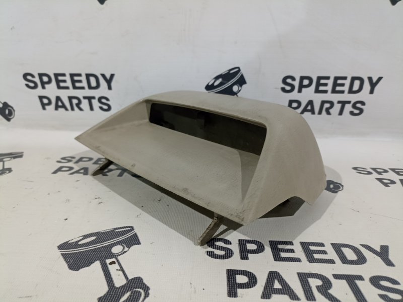 Накладка стоп-сигнала задняя Toyota Pronard GH-MCX20 1MZ-FE