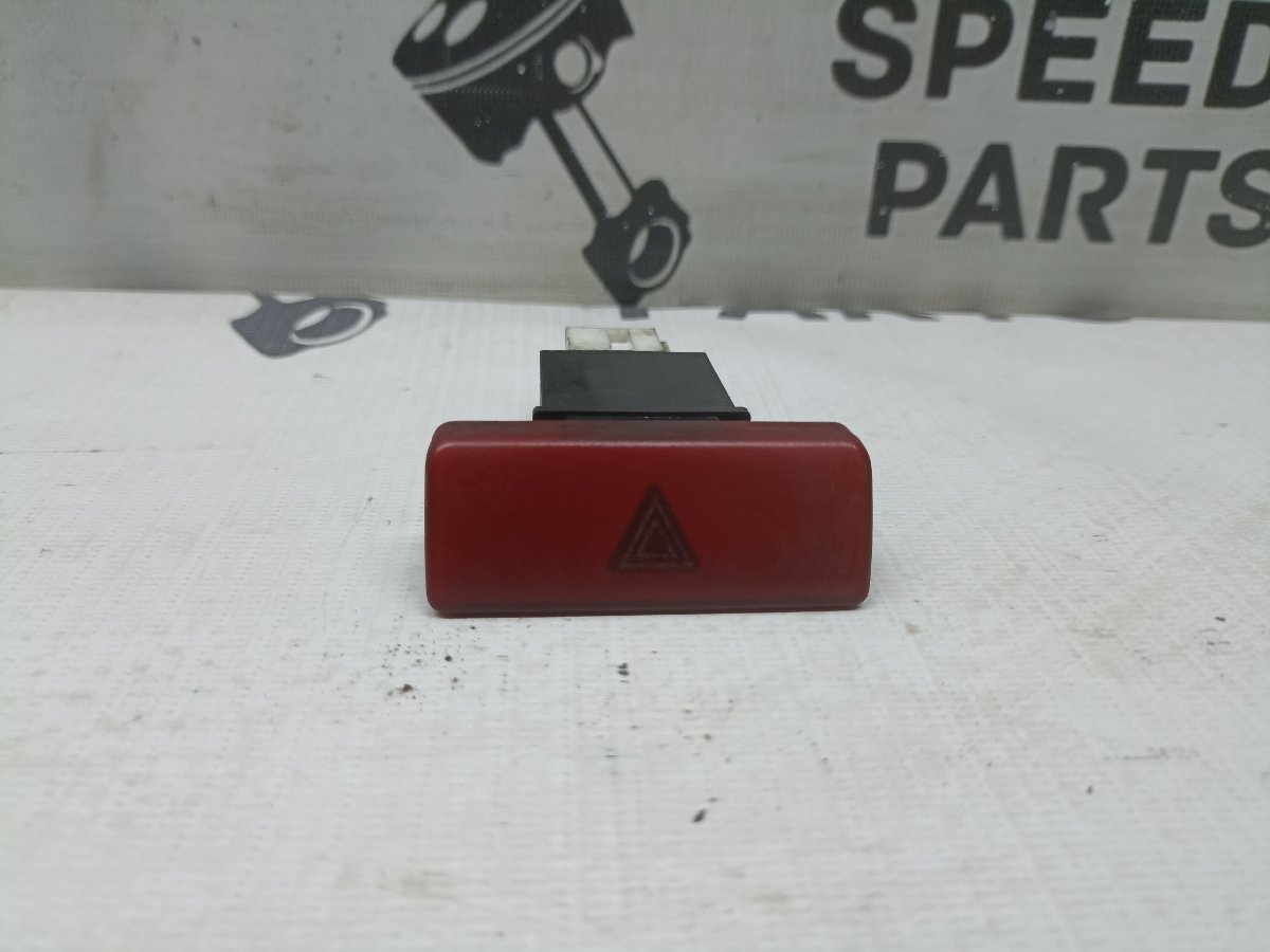 Кнопка аварийной сигнализации Mitsubishi Lancer Cedia 2001 GH-CS5W 4G93 MR406456 Б/У