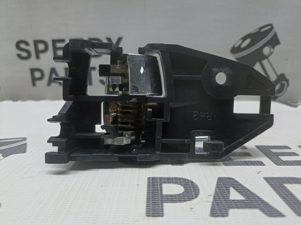 Ручка двери внутренняя передняя правая Lancer Cedia 2001 GH-CS5W 4G93