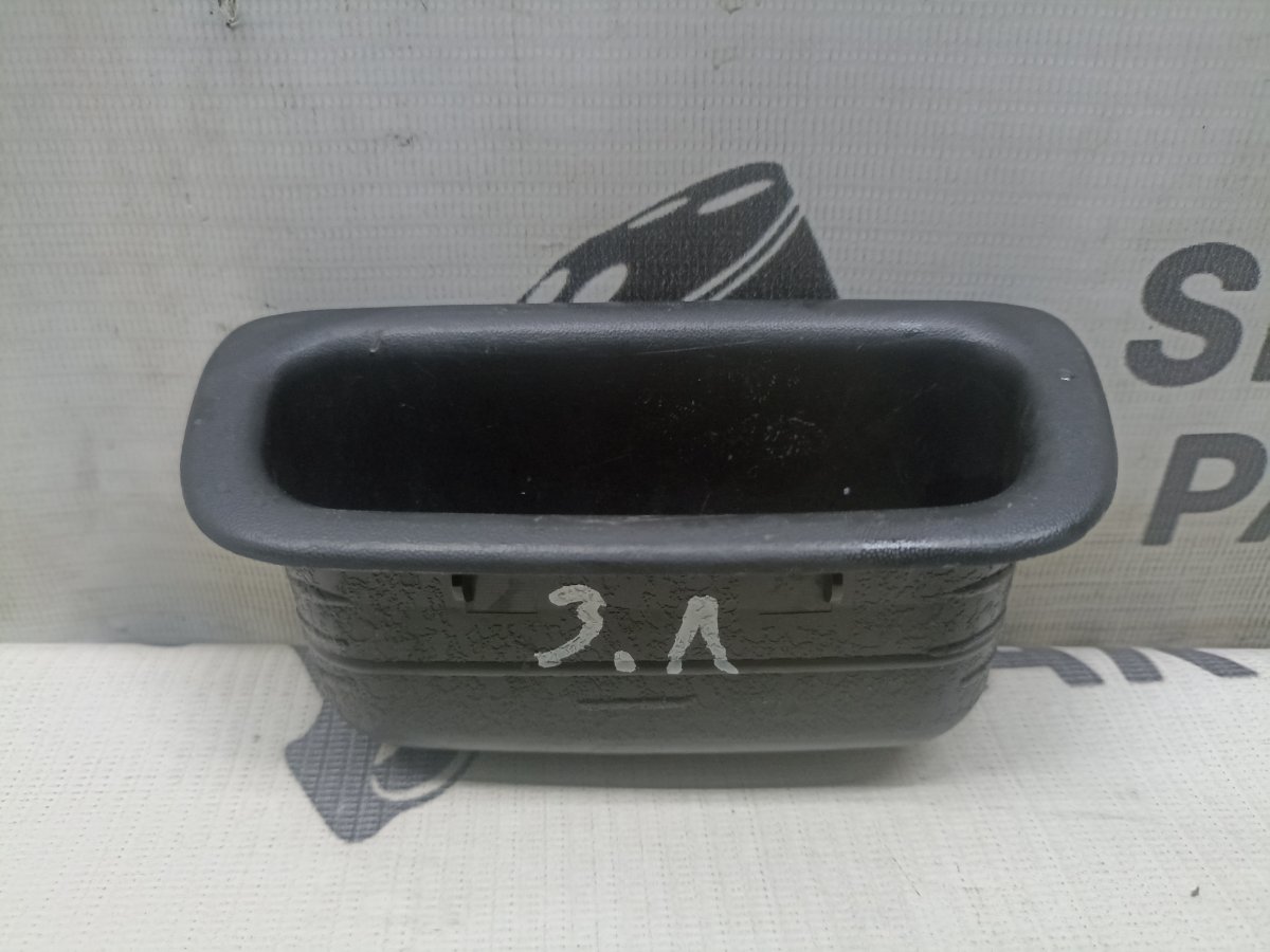 Ручка двери внутренняя задняя левая Mitsubishi Lancer Cedia 2001 GH-CS5W 4G93 MR627149 Б/У