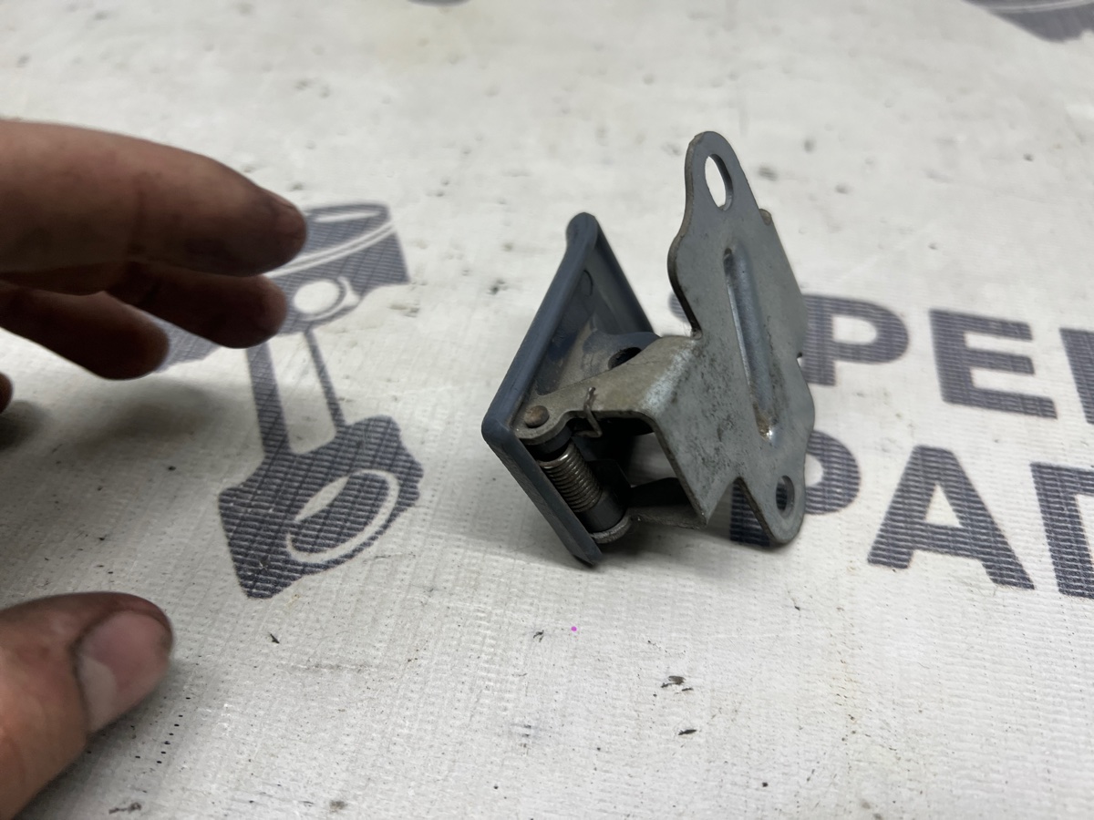 Ручка открывания капота S-MX 1998 E-RH1 B20B Ручка открывания капота S-MX 1998 E-RH1 B20B