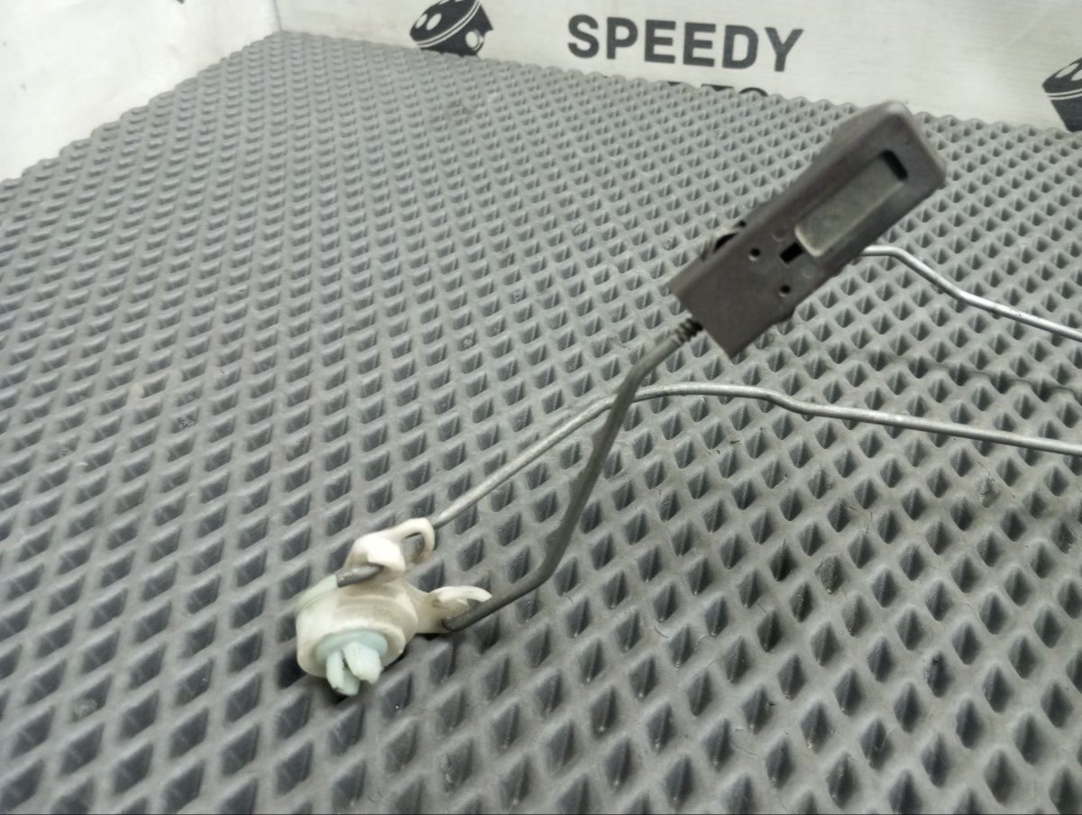 Замок боковой двери задний левый Vigor 1993 E-CC3 G20A