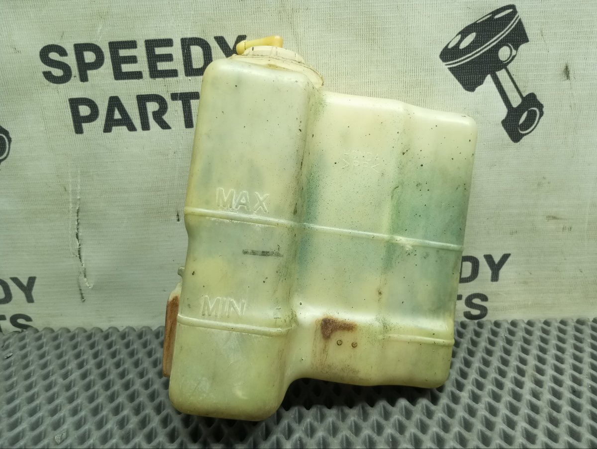 Бачок расширительный Honda Vigor 1993 E-CC3 G20A 19101-PV1-A00 Б/У
