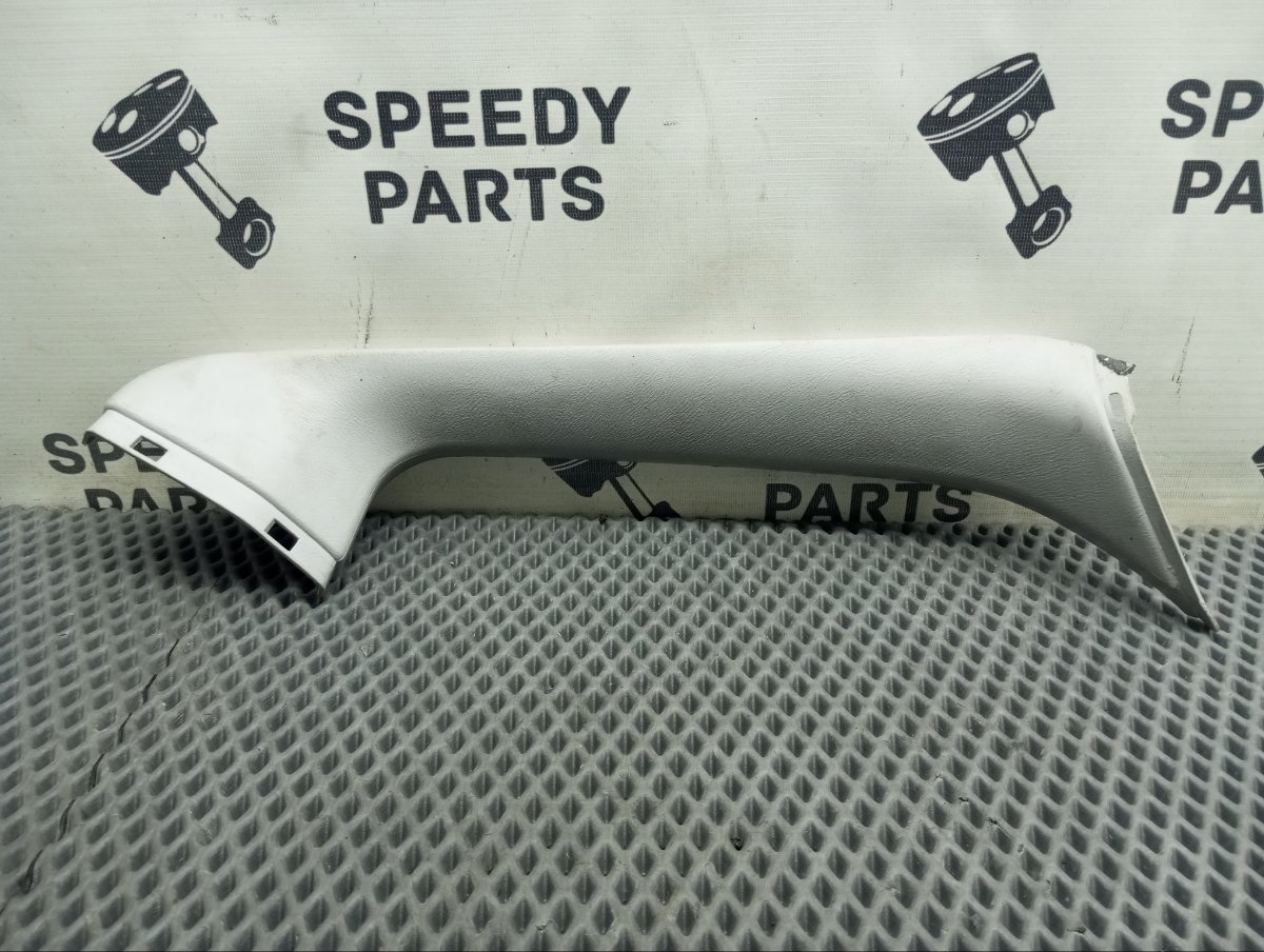 Накладка на стойку кузова задняя левая Subaru Outback 1999 BH9 EJ251 94310AE030 Б/У