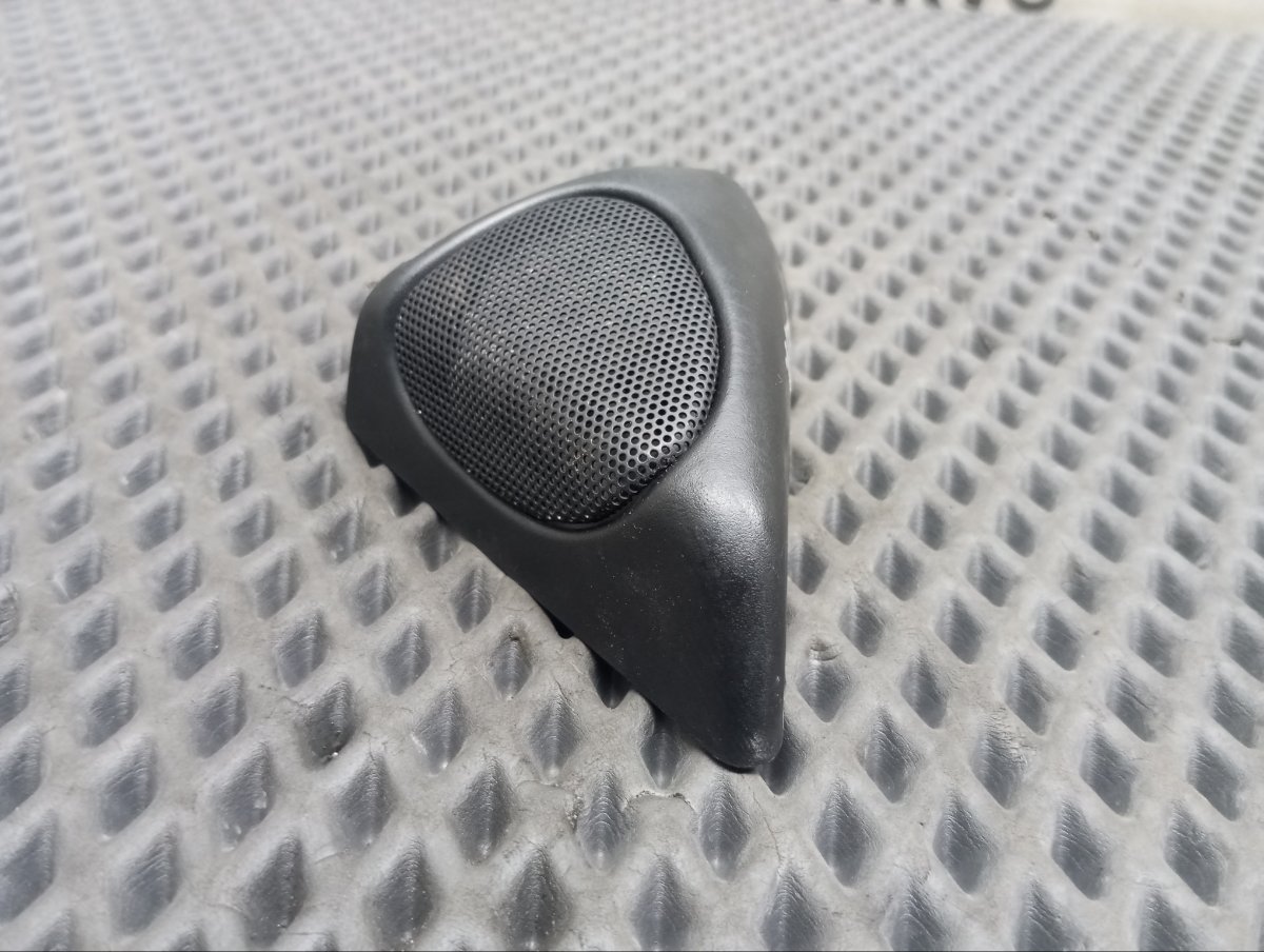 Крышка зеркала передняя правая Subaru Outback BH9 EJ251