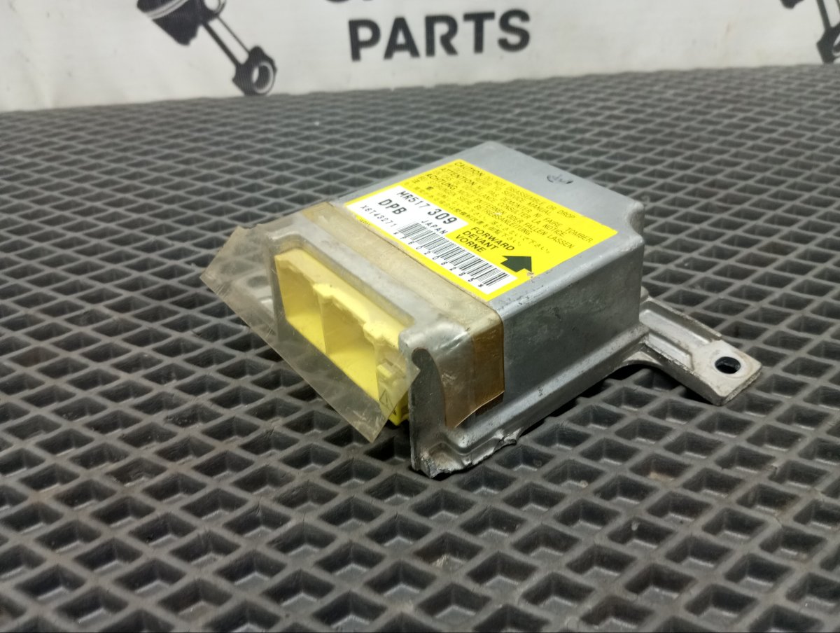 Блок управления airbag Mitsubishi Dion TA-CR9W 4G63