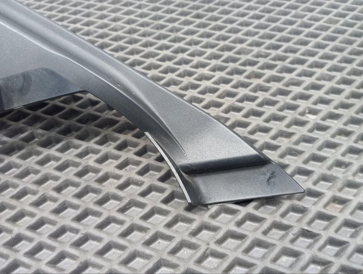 Накладка крепления зеркала передняя левая FX35 2005 S50 VQ35DE