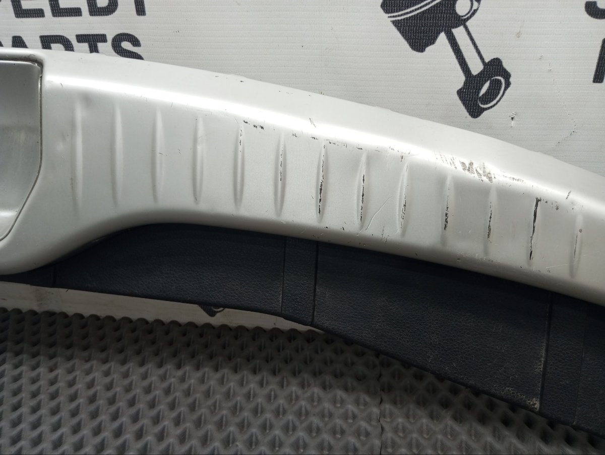 Накладка на порог багажника задняя FX35 2005 S50 VQ35DE