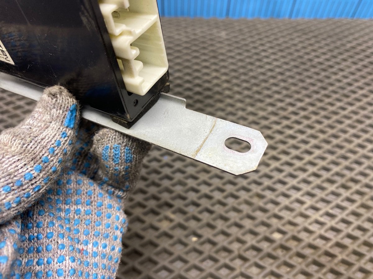 Блок управления задний левый MPV 2001 LW GY-DE