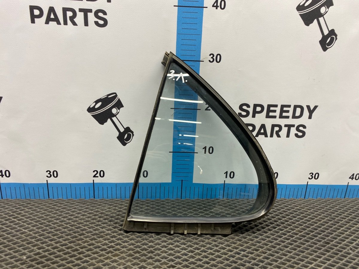 Стекло двери заднее левое Toyota Sprinter E-AE100 5A-FE 68124-12560 Б/У